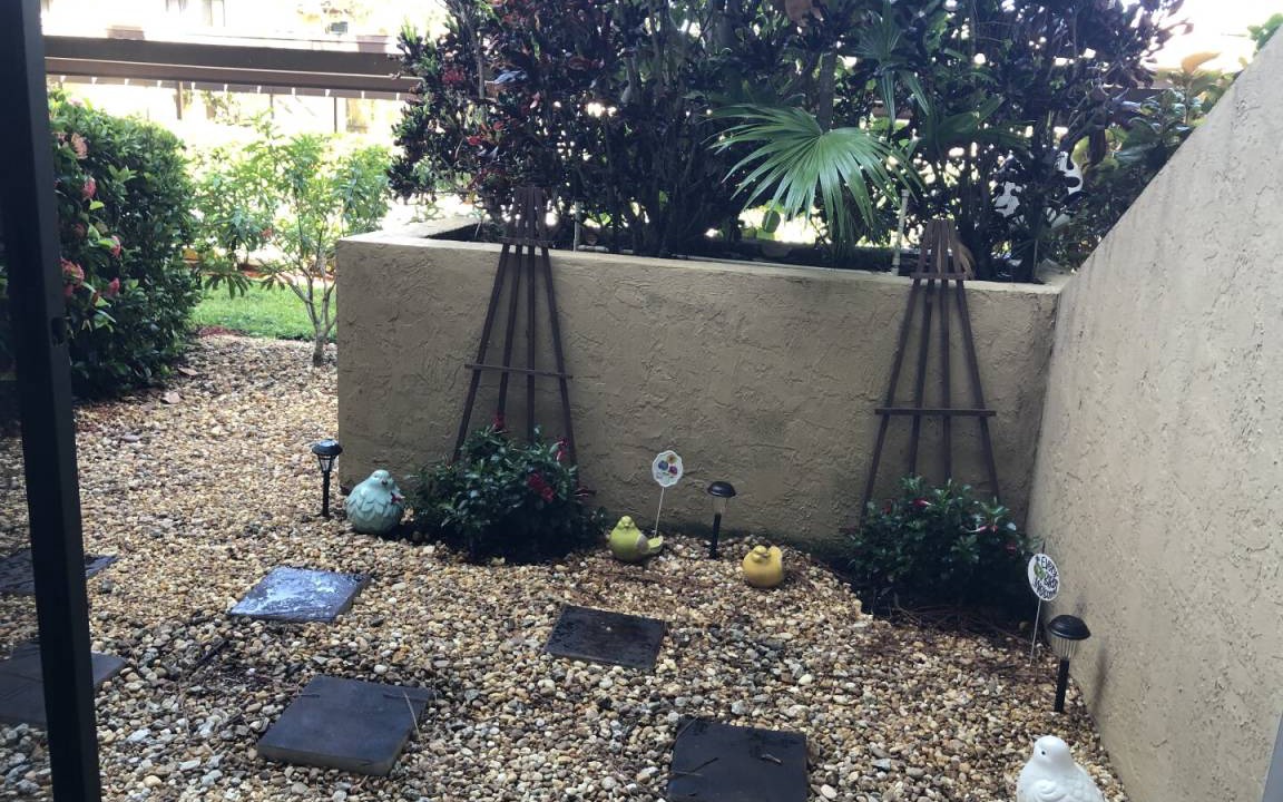 Photo of Others in Gulf Gate Estates