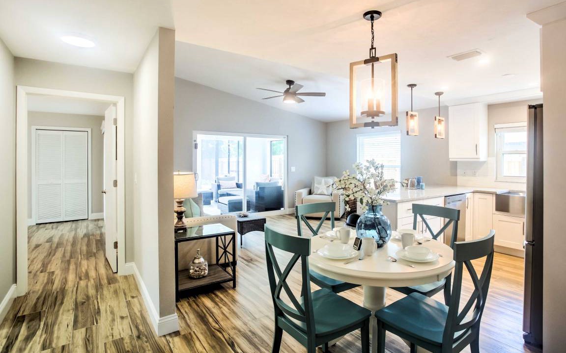 Photo of Livingroom in Naples Park