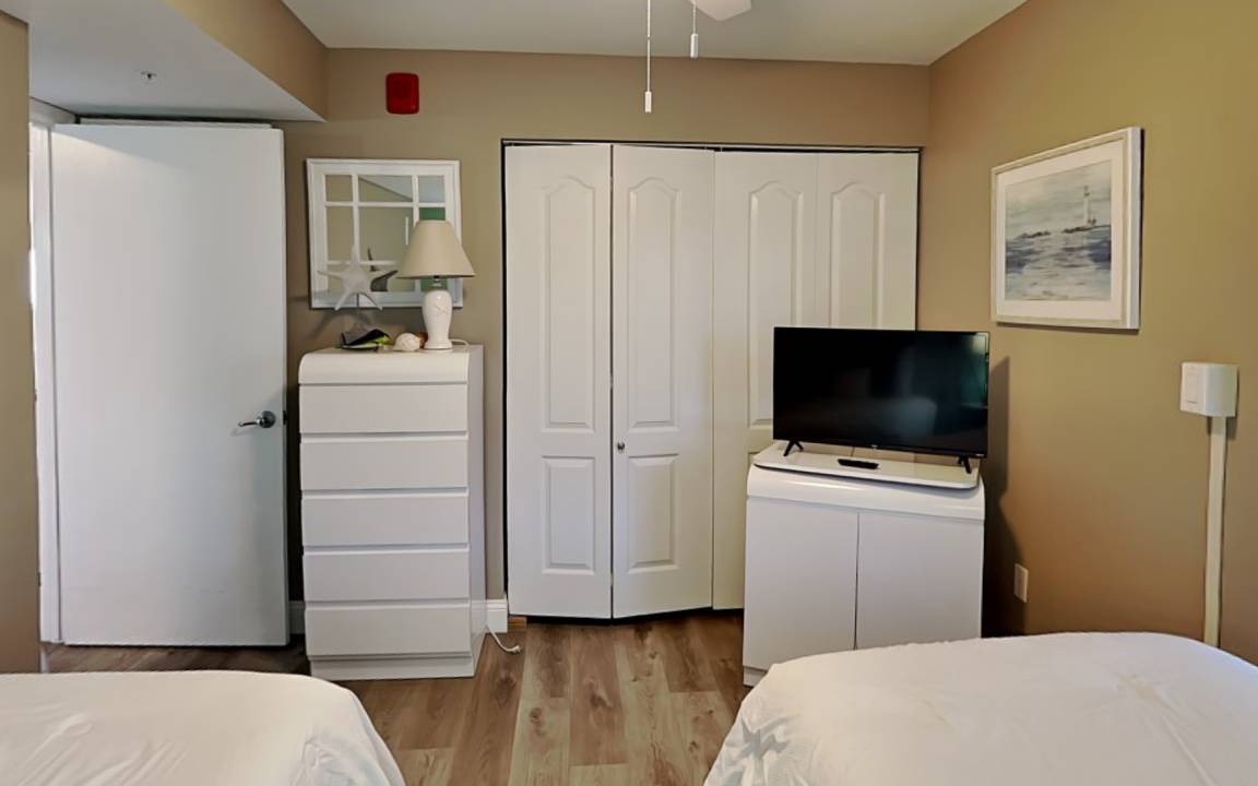 Photo of Bedroom in Seawinds Condo