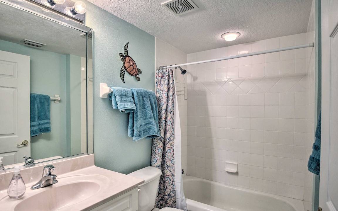 Photo of Bathroom in New Smyrna Beach