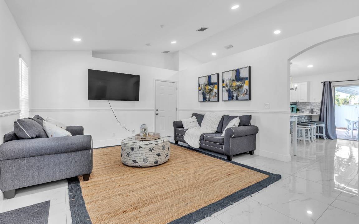 Photo of Livingroom in Palm Beach - West Palm Beach