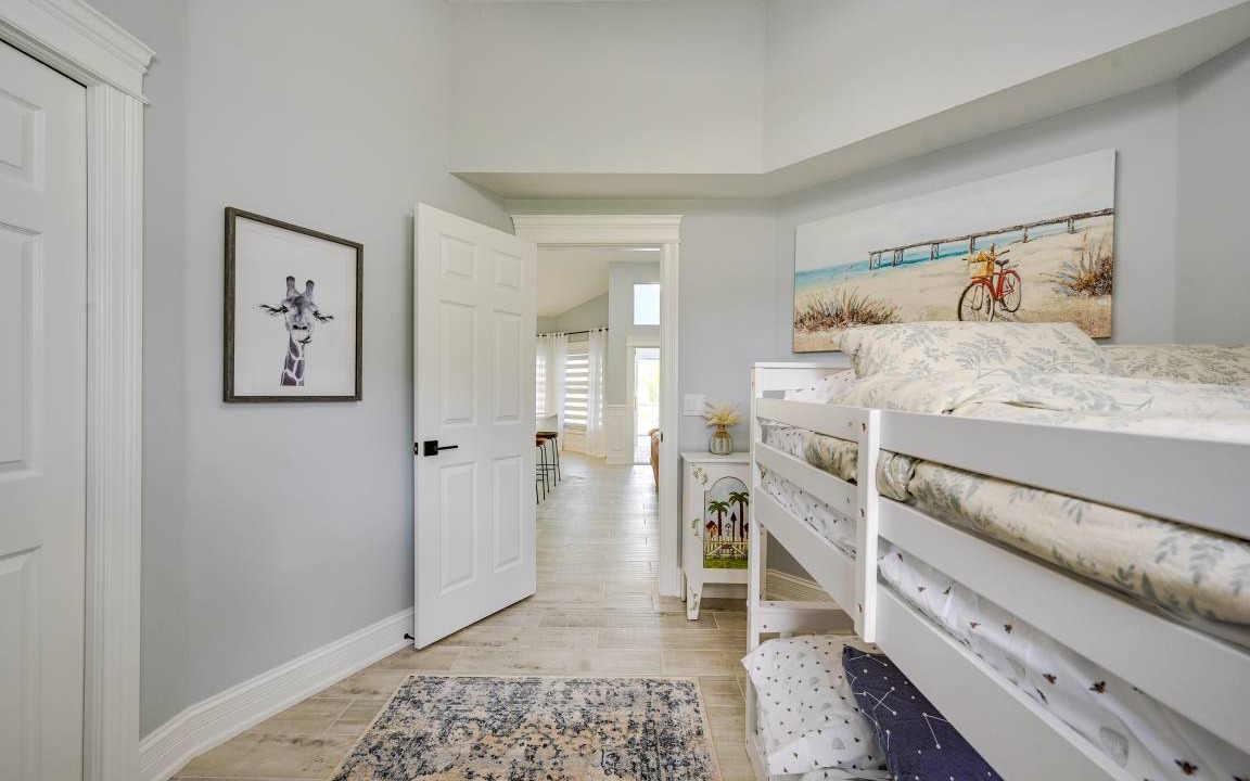Photo of Bedroom in Crown Pointe