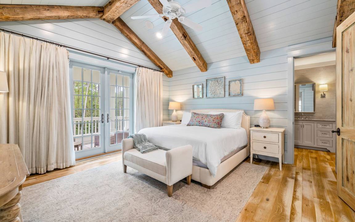 Photo of Bedroom in Gulf District