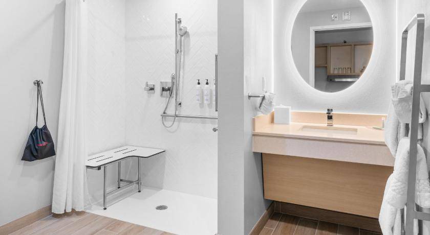 Photo of Bathroom in Northside