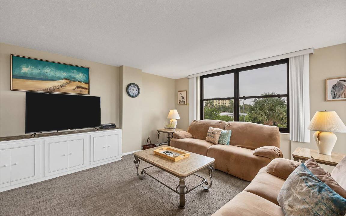 Photo of Livingroom in Siesta Key