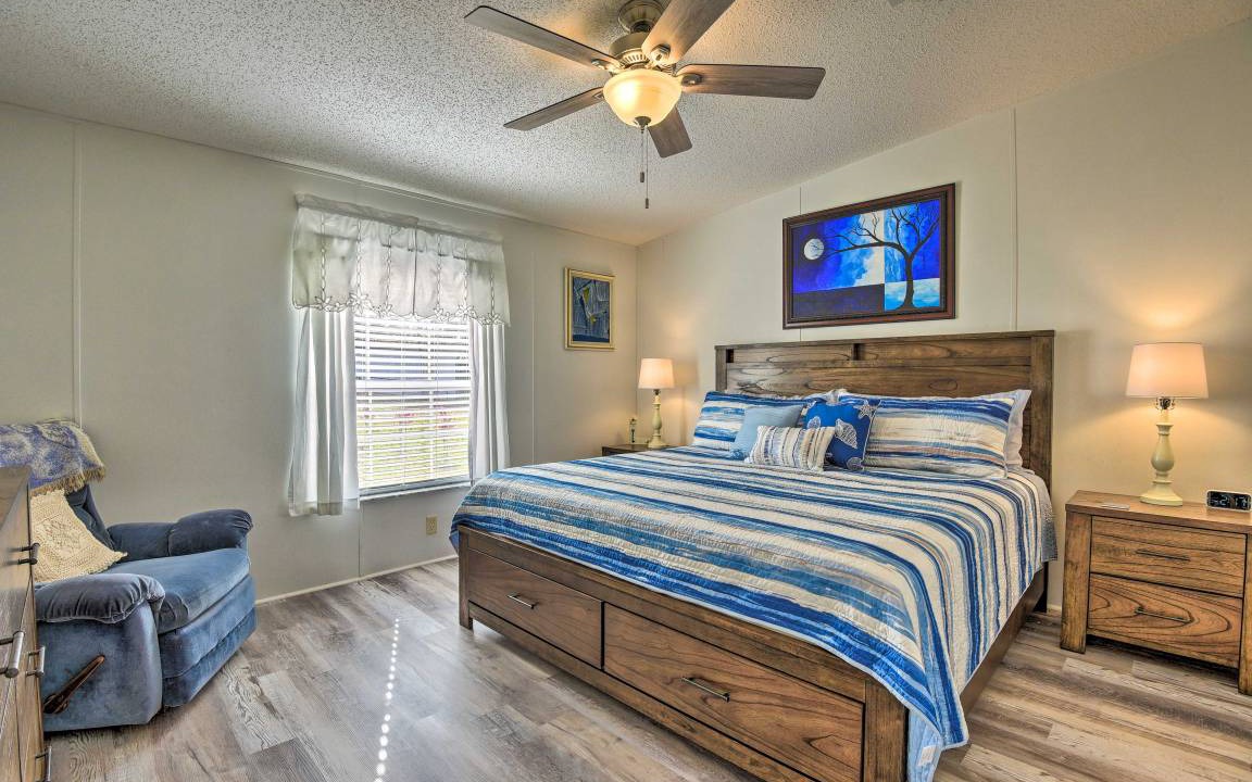 Photo of Bedroom in Crescent City