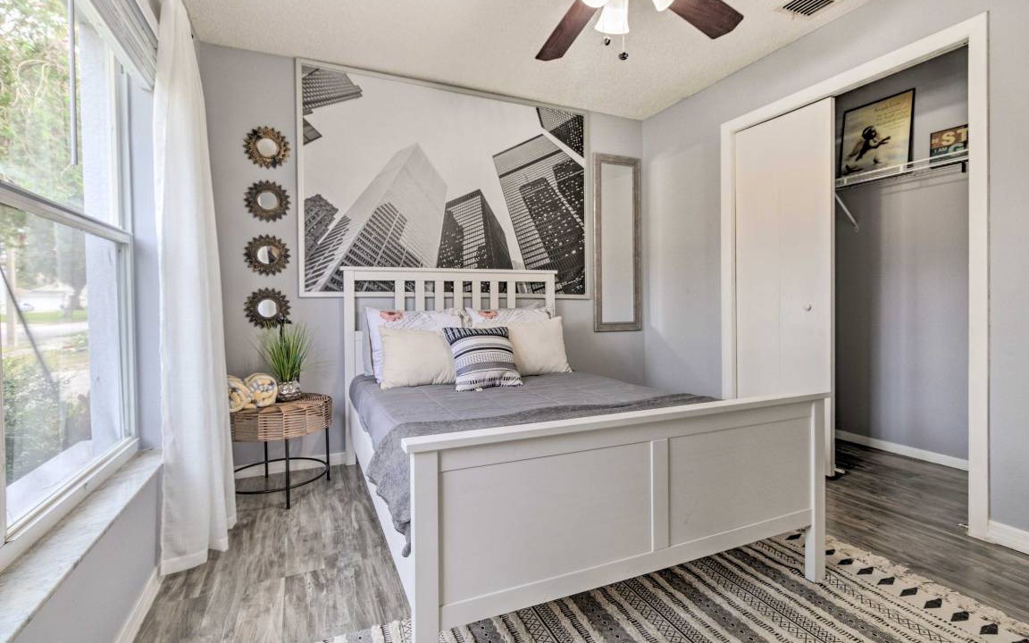 Photo of Bedroom in Signal Hill