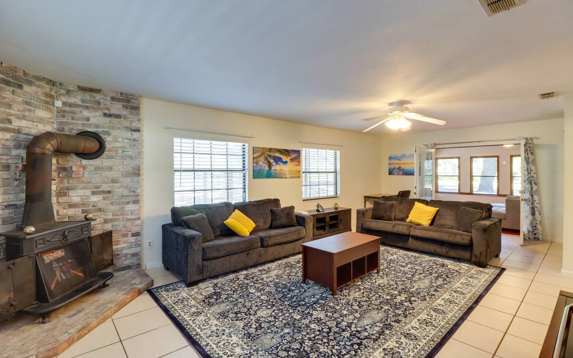Photo of Livingroom in Summerfield