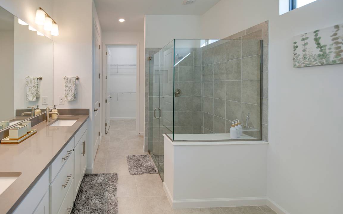 Photo of Bathroom in River Hall