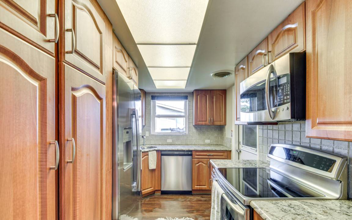 Photo of Kitchen in South Daytona