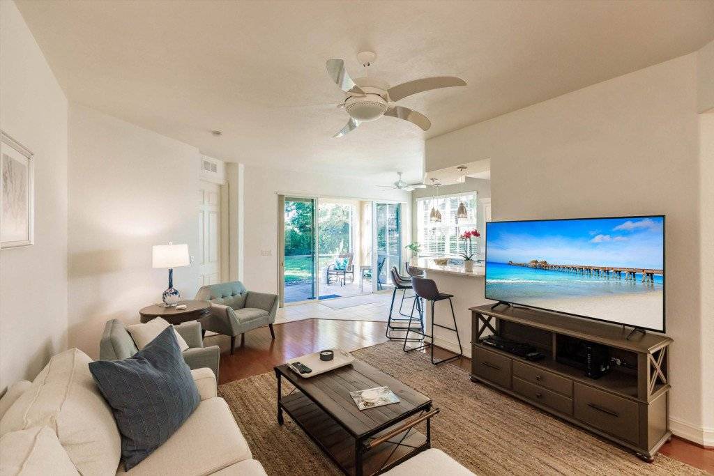 Photo of Livingroom in Pelican