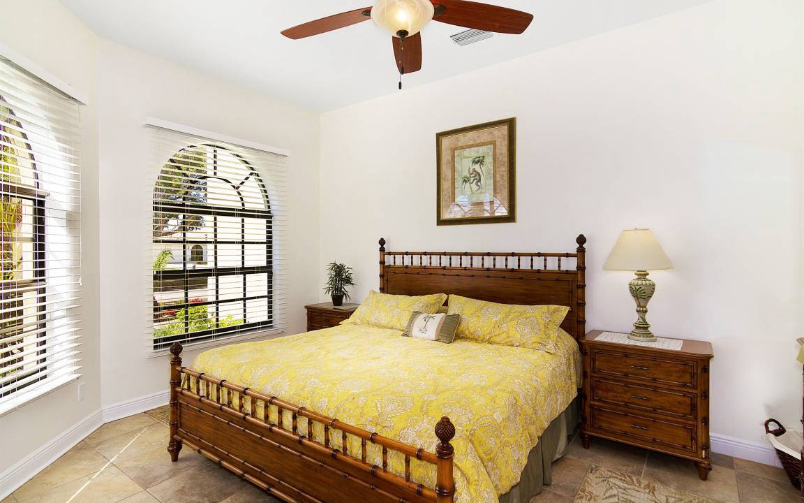 Photo of Bedroom in Eight Lakes