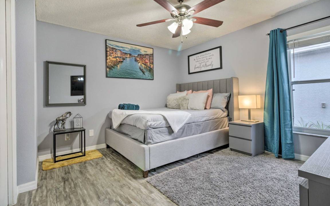 Photo of Bedroom in Signal Hill
