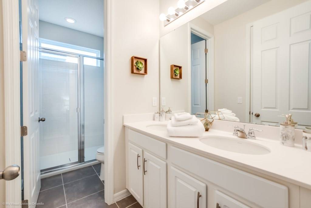 Photo of Bathroom in Indian Ridge