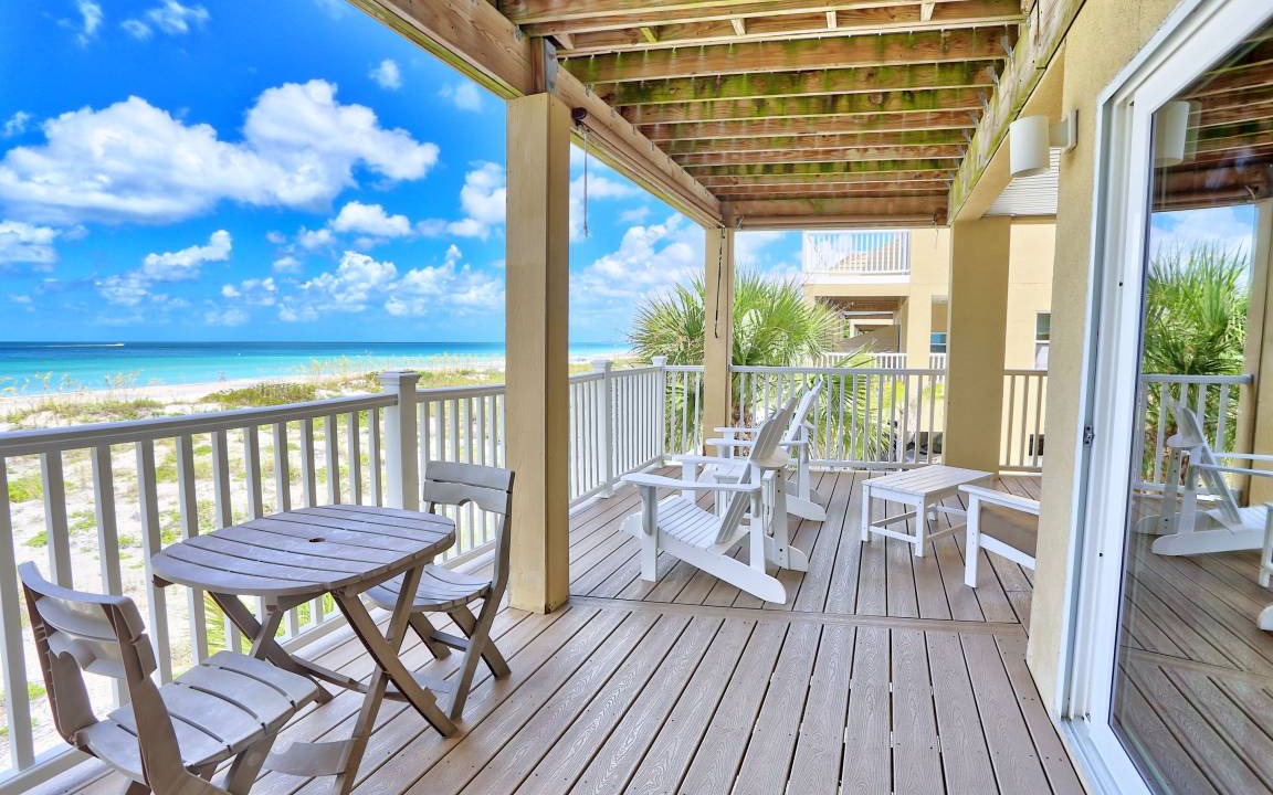 Photo of Patio Balcony in Treasure Island
