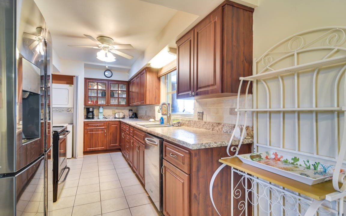 Photo of Kitchen in Harbor Bluffs