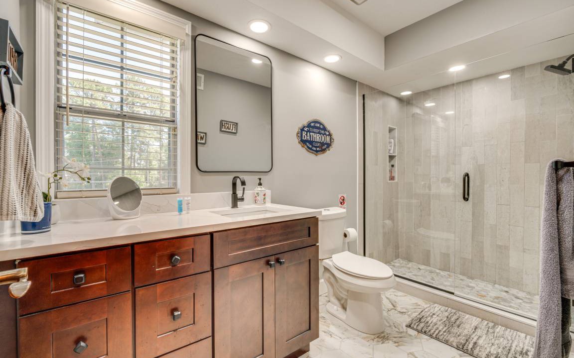 Photo of Bathroom in Forest City