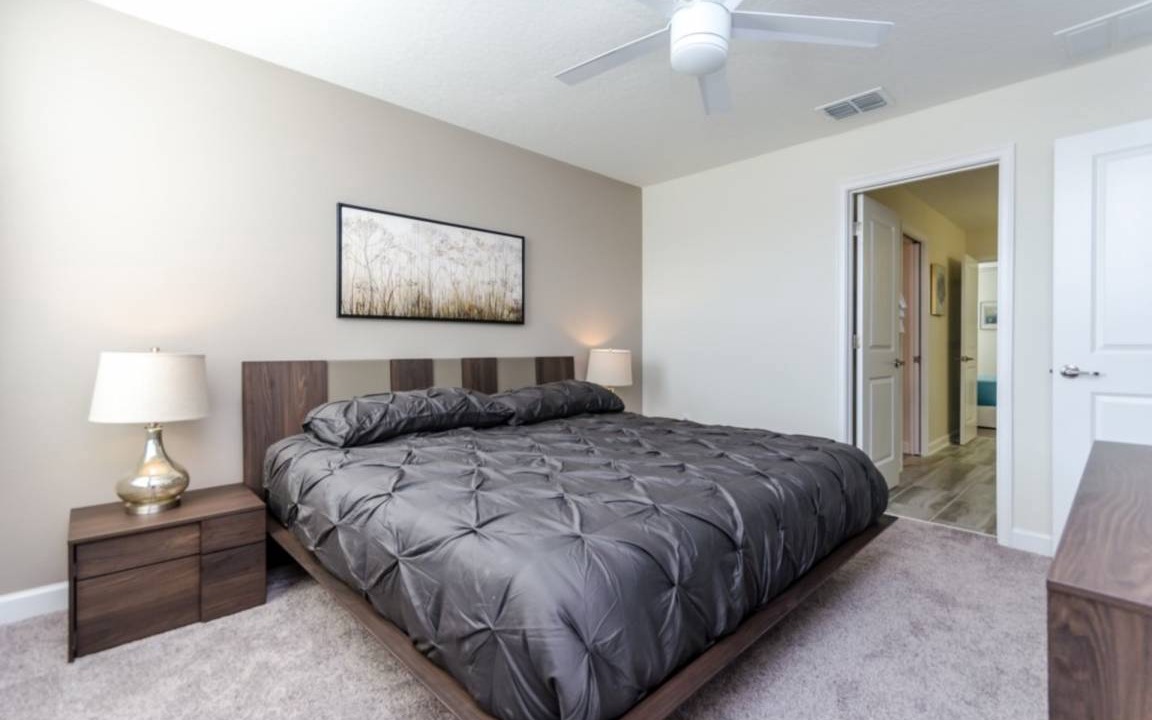Photo of Bedroom in Sandy Ridge