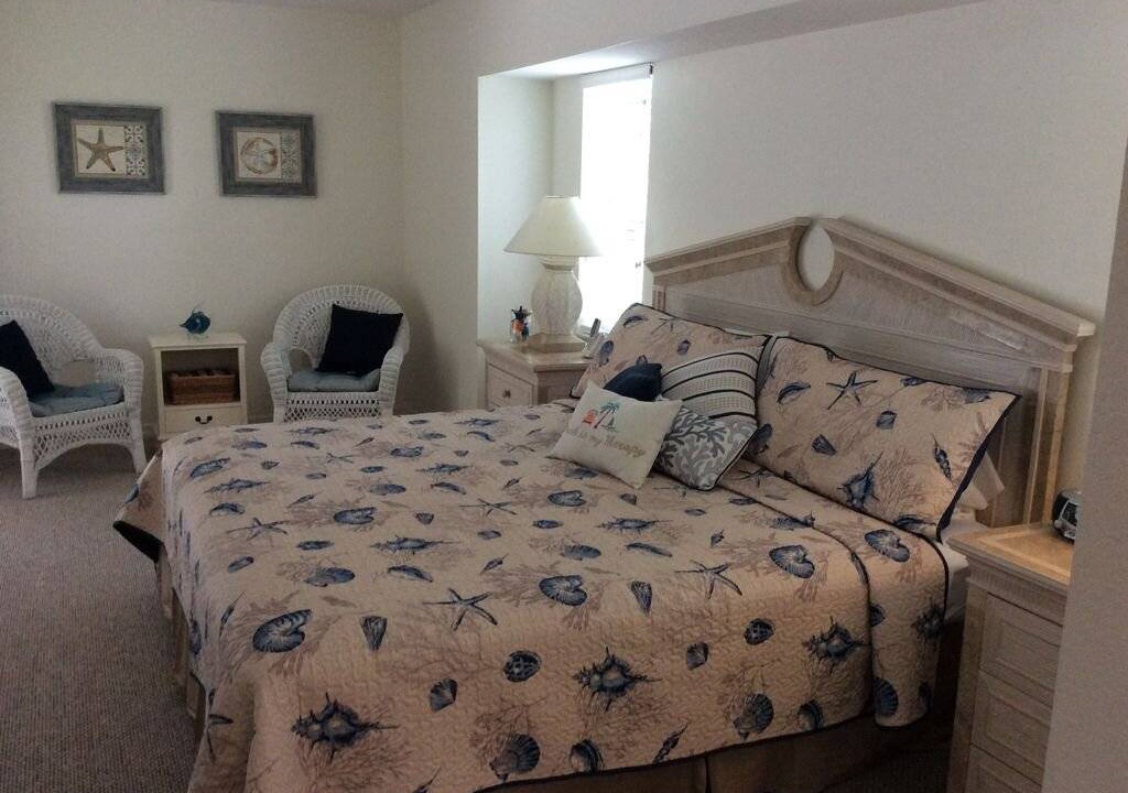 Photo of Bedroom in Oakland Hills