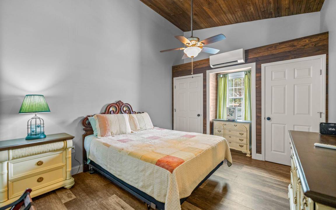 Photo of Bedroom in Williston