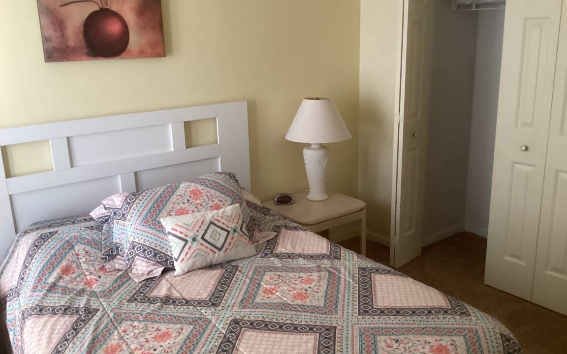 Photo of Bedroom in Crescent Lakes