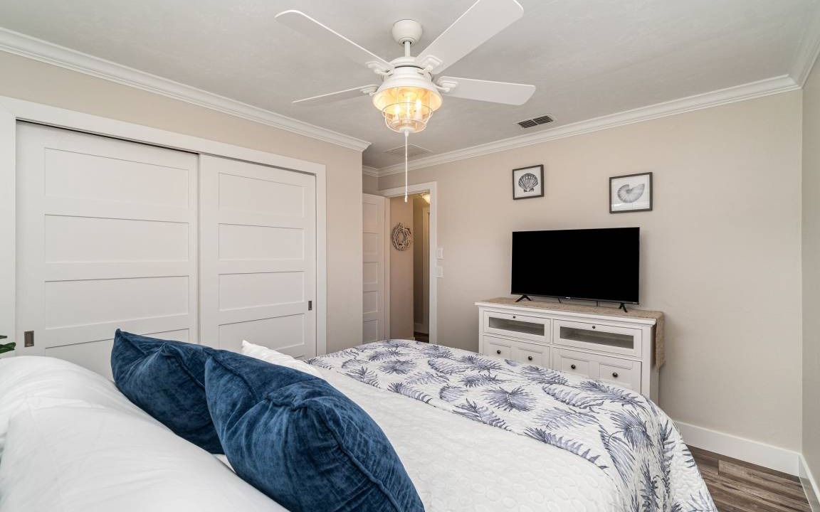 Photo of Bedroom in Iona