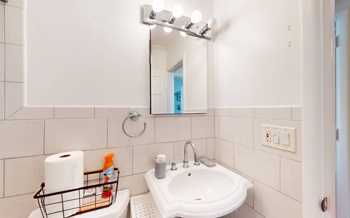 Photo of Bathroom in Hallandale Beach