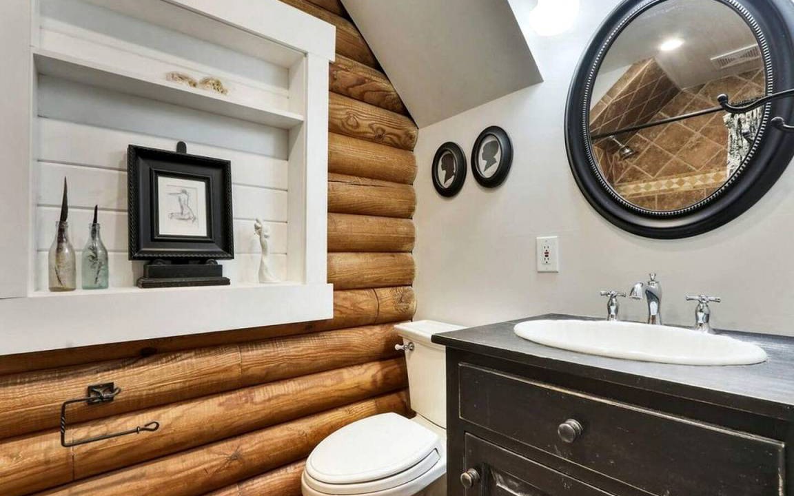 Photo of Bathroom in Palm Beach Country Estates