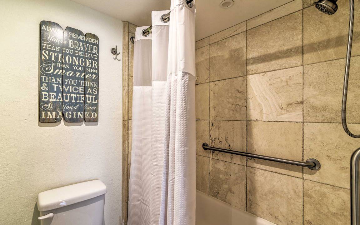 Photo of Bathroom in Hudson