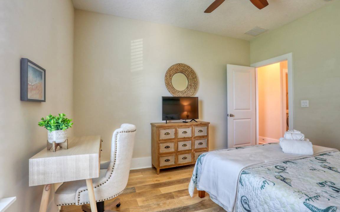 Photo of Bedroom in Jacksonville Beach