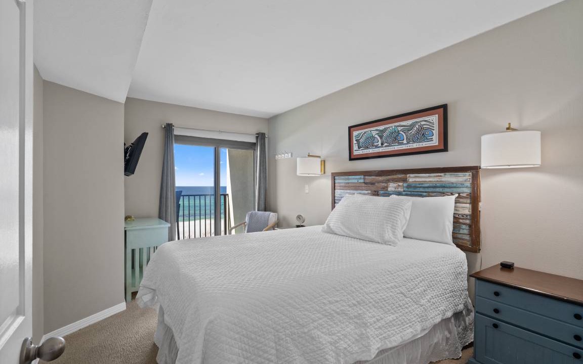 Photo of Bedroom in Navarre Beach