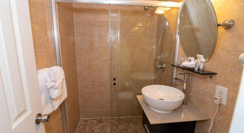 Photo of Bathroom in City Center