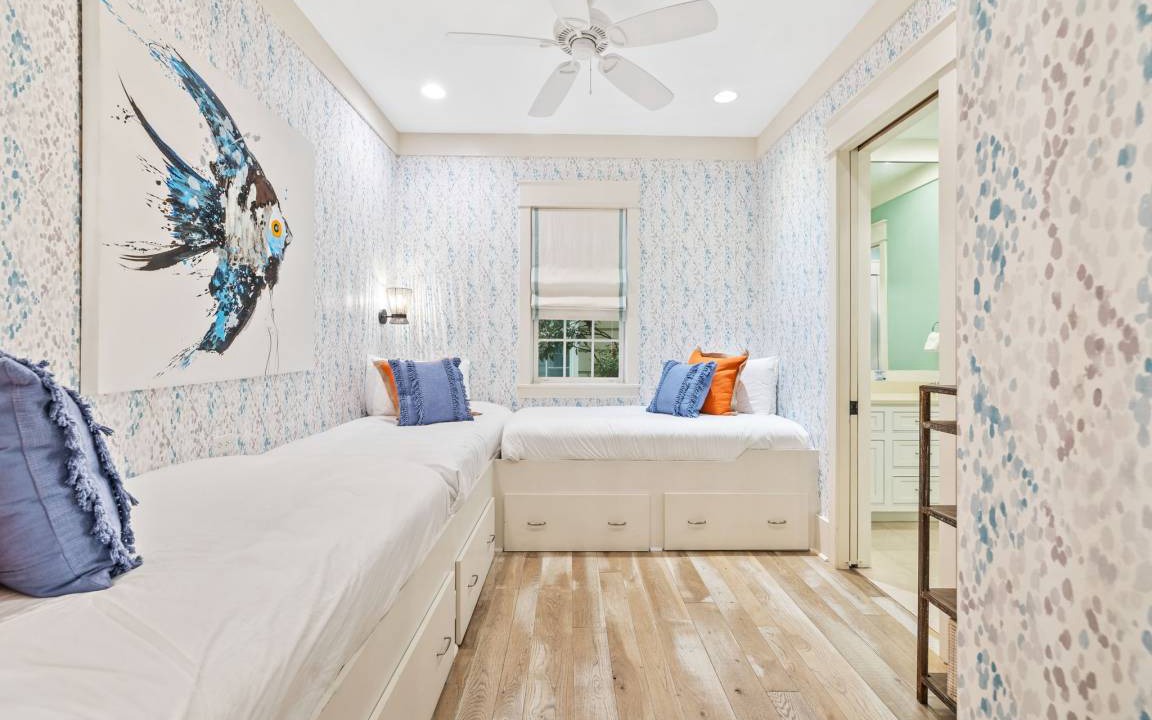 Photo of Bedroom in Gulf District