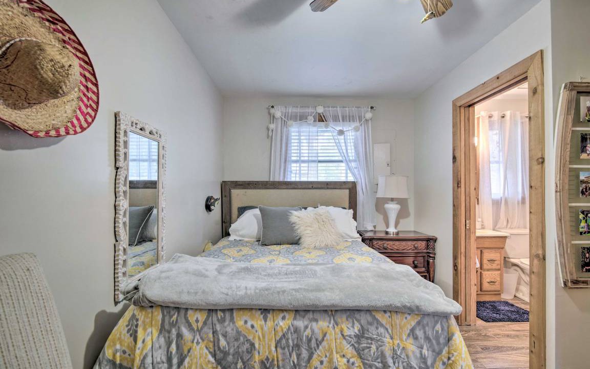 Photo of Bedroom in Bushnell