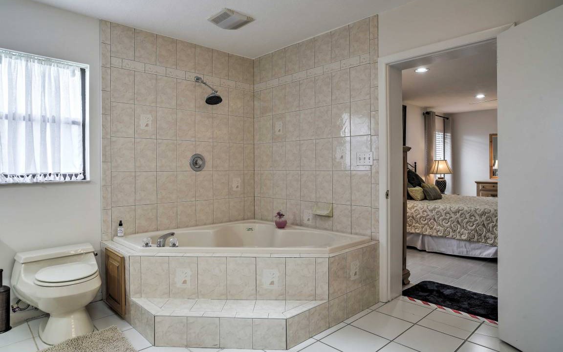 Photo of Bathroom in Wekiva Springs