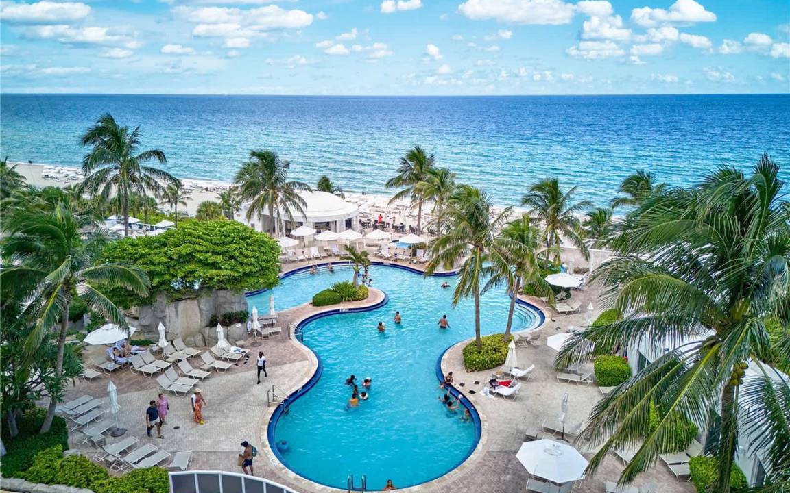 Photo of Others in Sunny Isles Beach