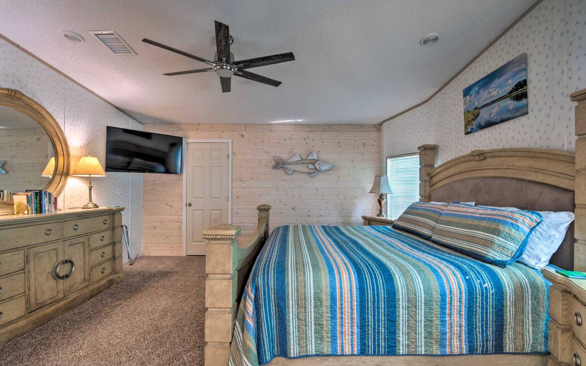 Photo of Bedroom in Homosassa
