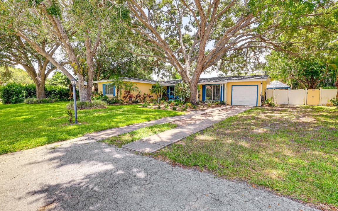 Photo of Others in Florida Ridge