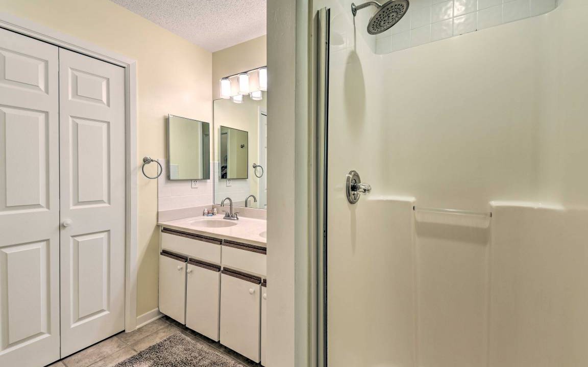 Photo of Bathroom in Niceville
