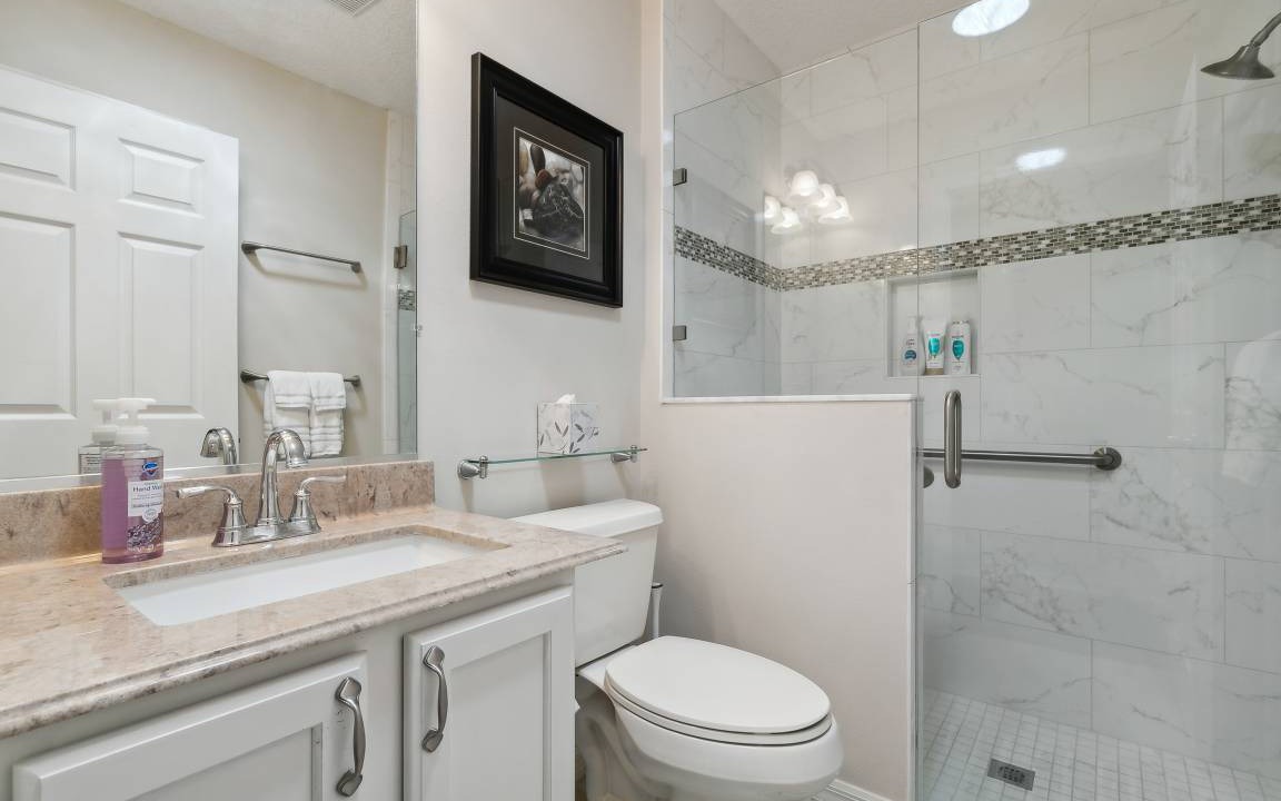 Photo of Bathroom in Lynnhaven