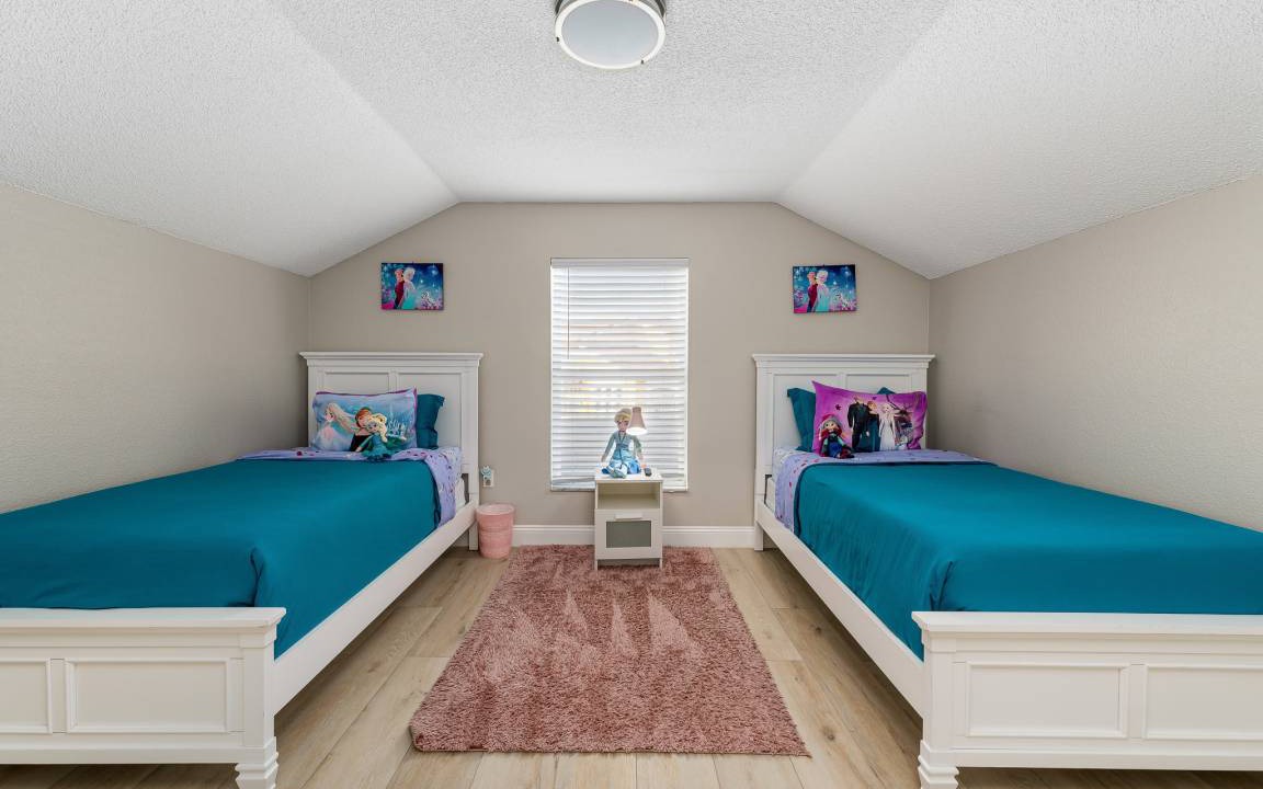 Photo of Bedroom in Lake Berkley