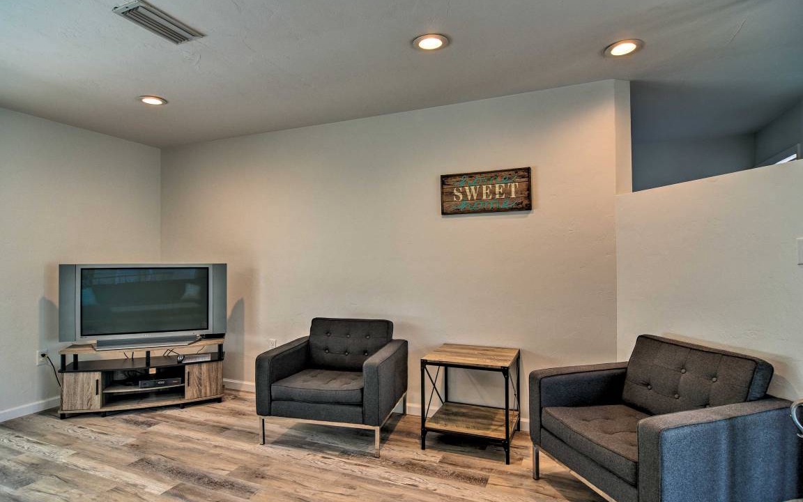 Photo of Livingroom in Trailer Estates