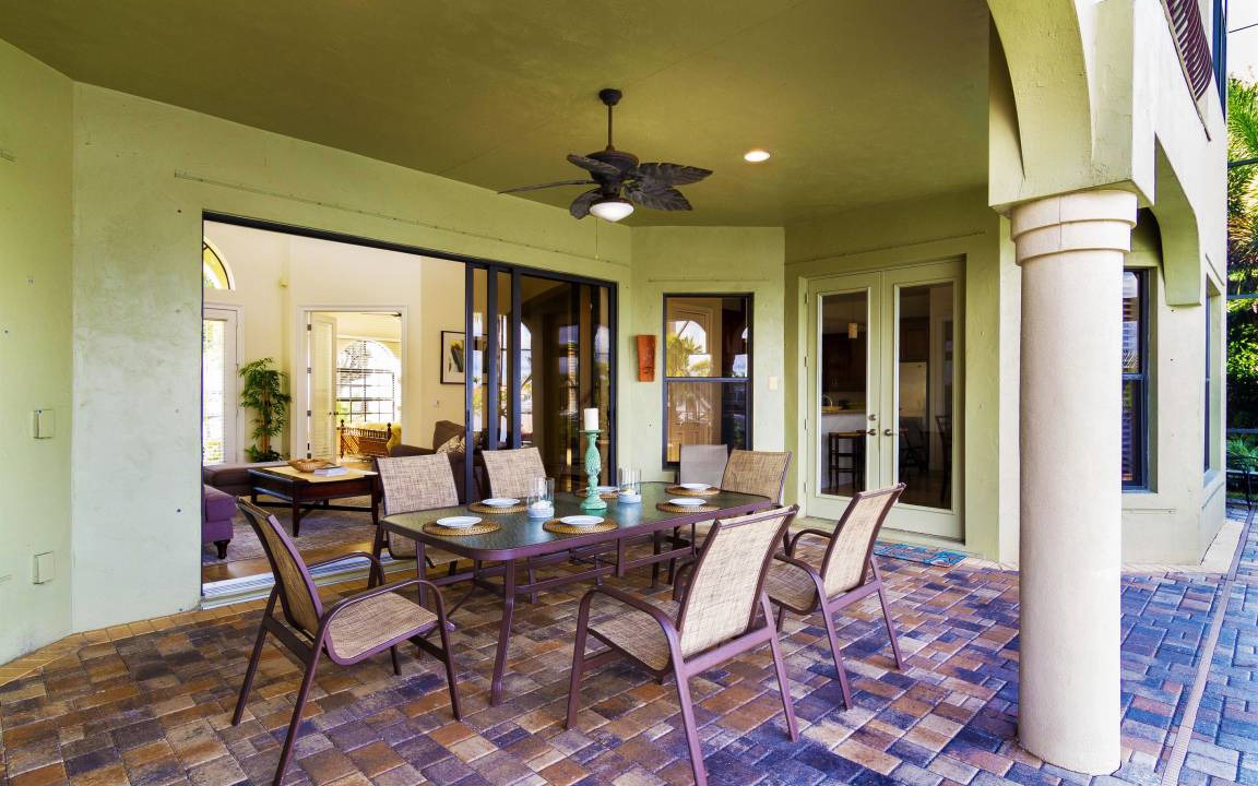 Photo of Livingroom in Eight Lakes