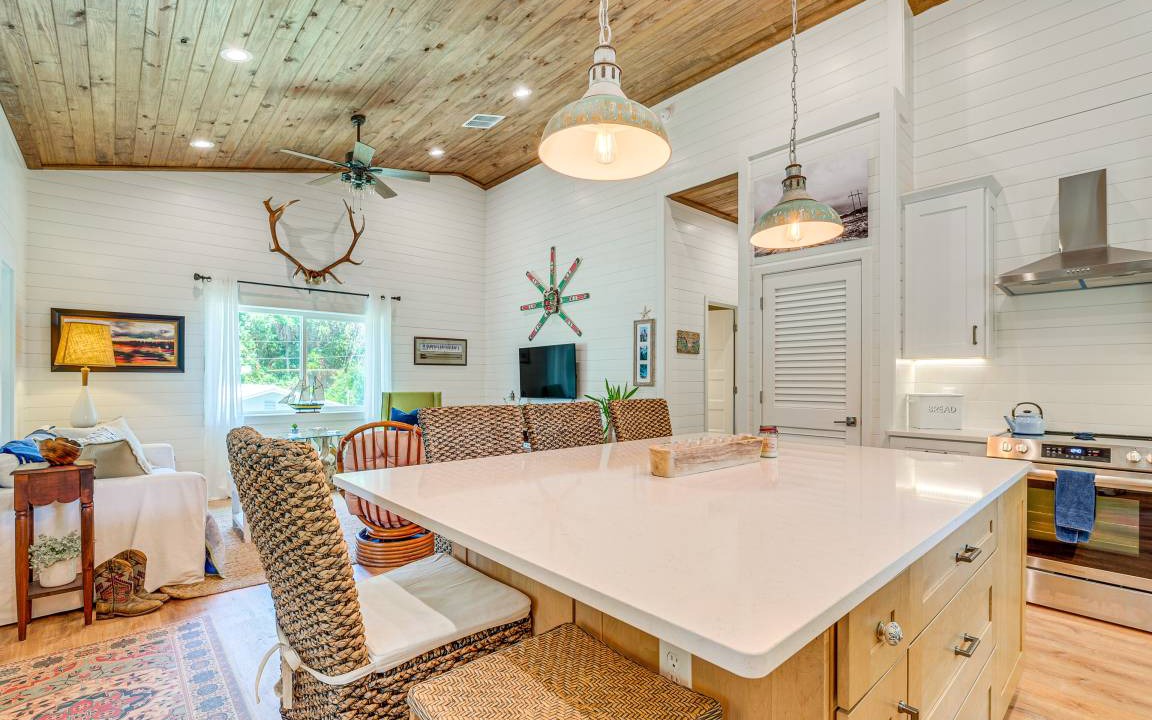 Photo of Kitchen in Yankeetown