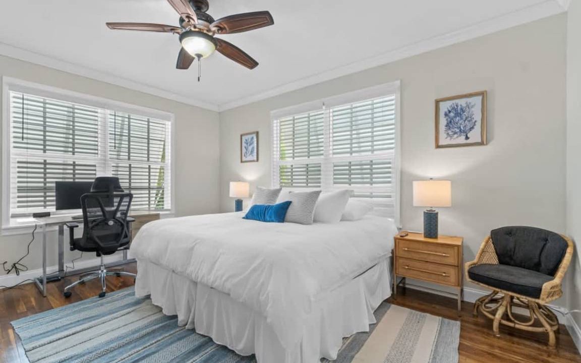 Photo of Bedroom in Northwood Shores