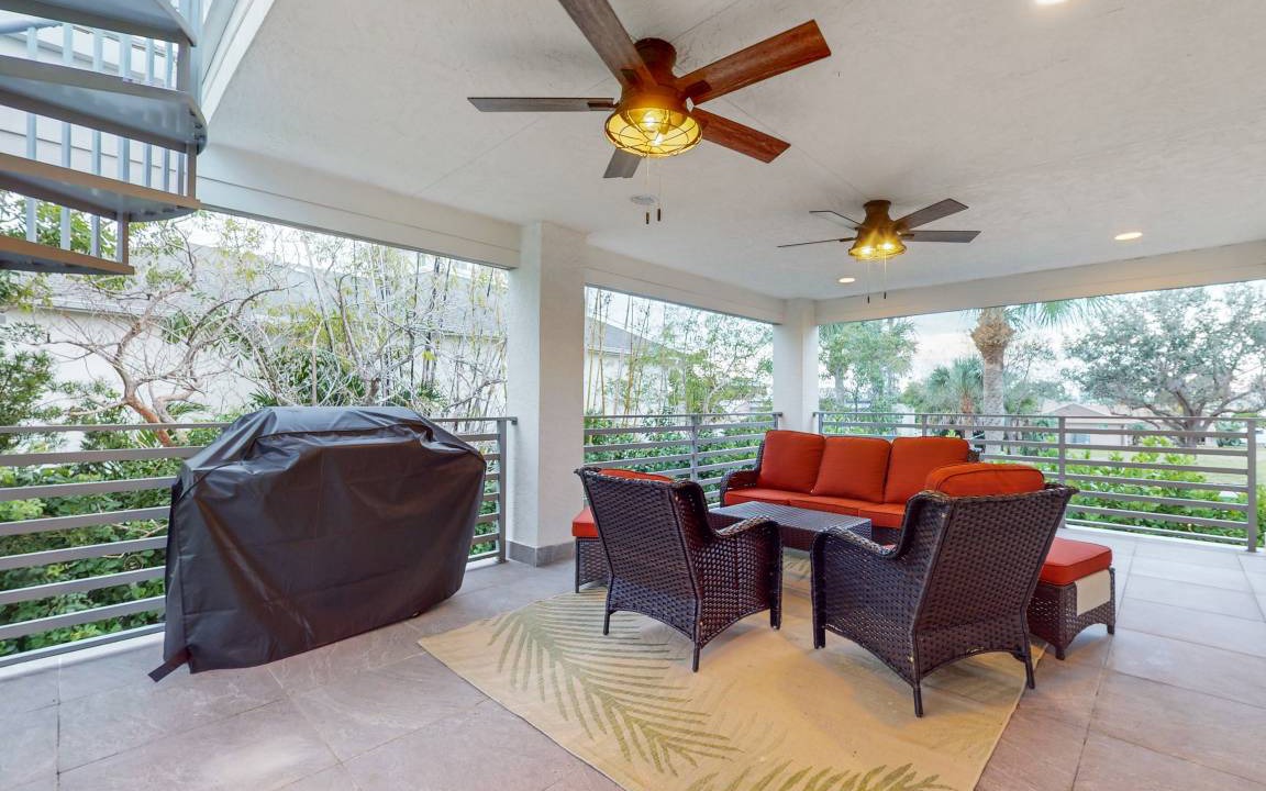 Photo of Patio Balcony in Isles of Capri