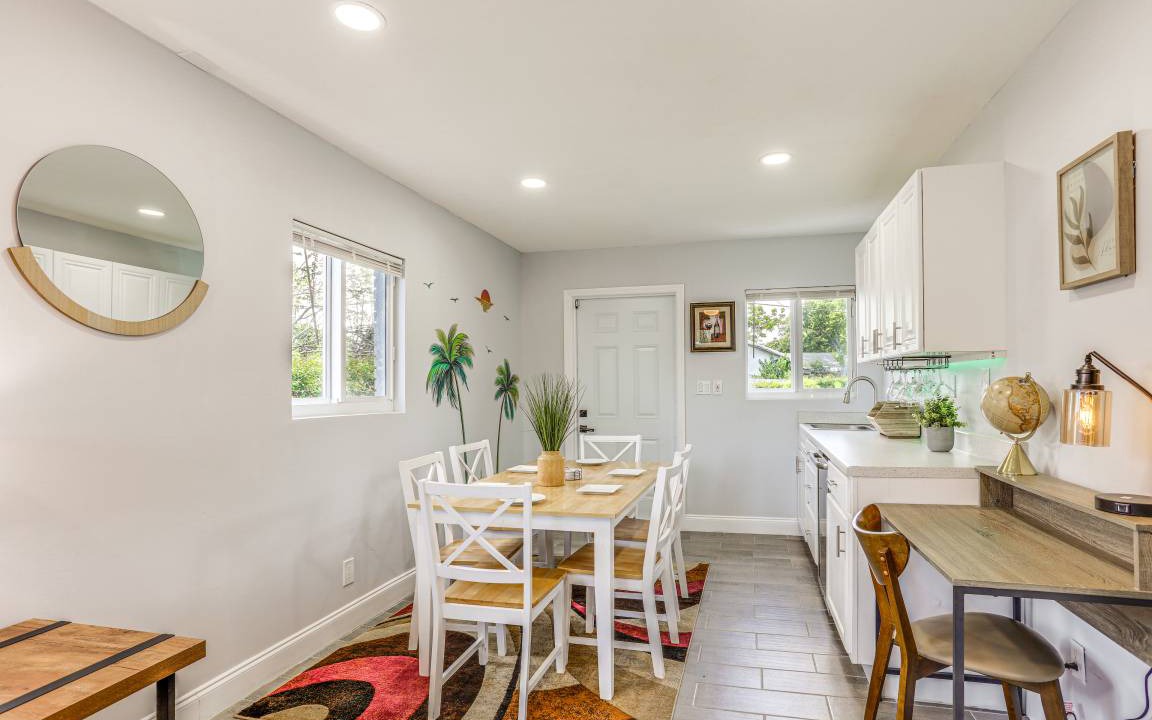 Photo of Kitchen in Seminole Manor