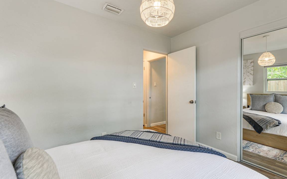 Photo of Bedroom in Gillespie Park