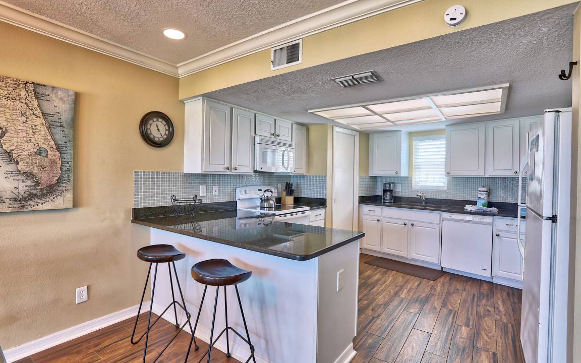Photo of Kitchen in Treasure Island