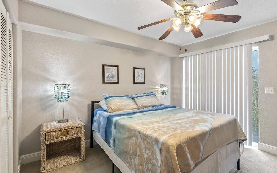 Photo of Bedroom in Beverly Beach